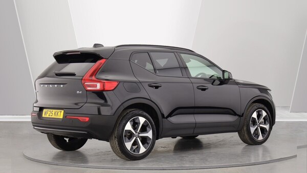 Used Volvo XC40 2025 for sale - 75769598: Photo 2
