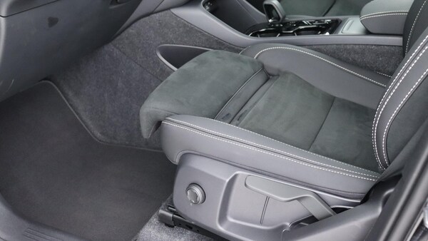 Used Volvo XC40 2025 for sale - 75769598: Photo 30