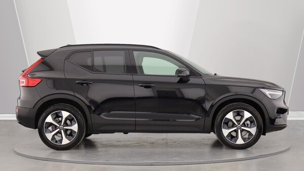 Used Volvo XC40 2025 for sale - 75769598: Photo 3