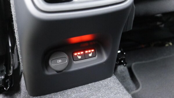Used Volvo XC40 2025 for sale - 75769598: Photo 43