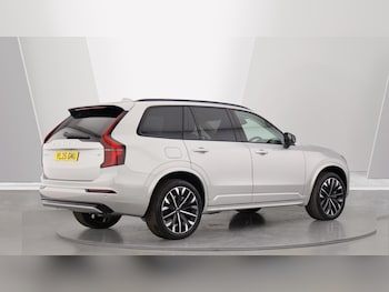 Used Volvo XC90 2025 for sale - 76084706: Photo 2