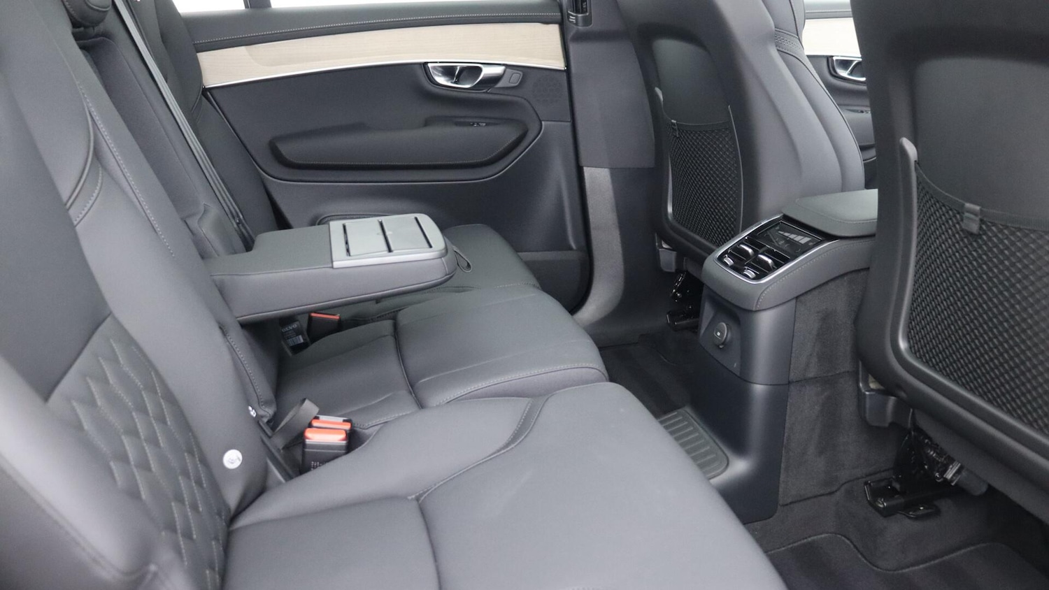 Used Volvo XC90 2025 for sale - 76084706: Photo 33