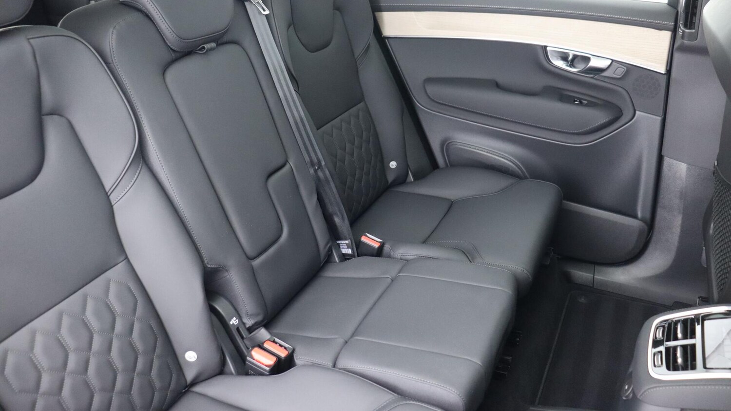 Used Volvo XC90 2025 for sale - 76084706: Photo 6