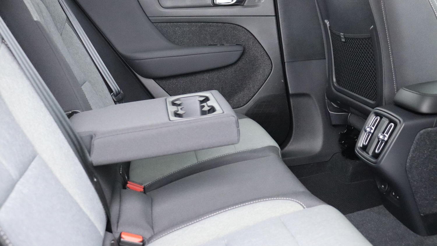 Used Volvo XC40 2022 for sale - 76059253: Photo 33