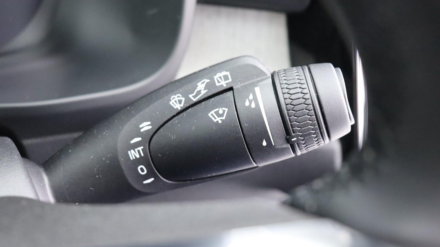 Used Volvo XC40 2025 for sale - 76122332: Photo 23