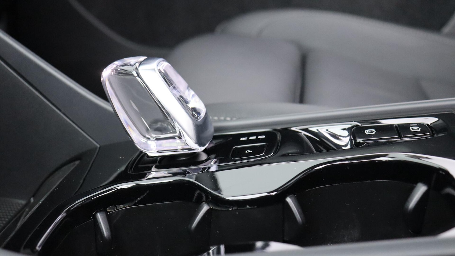 Used Volvo XC40 2025 for sale - 76122332: Photo 45