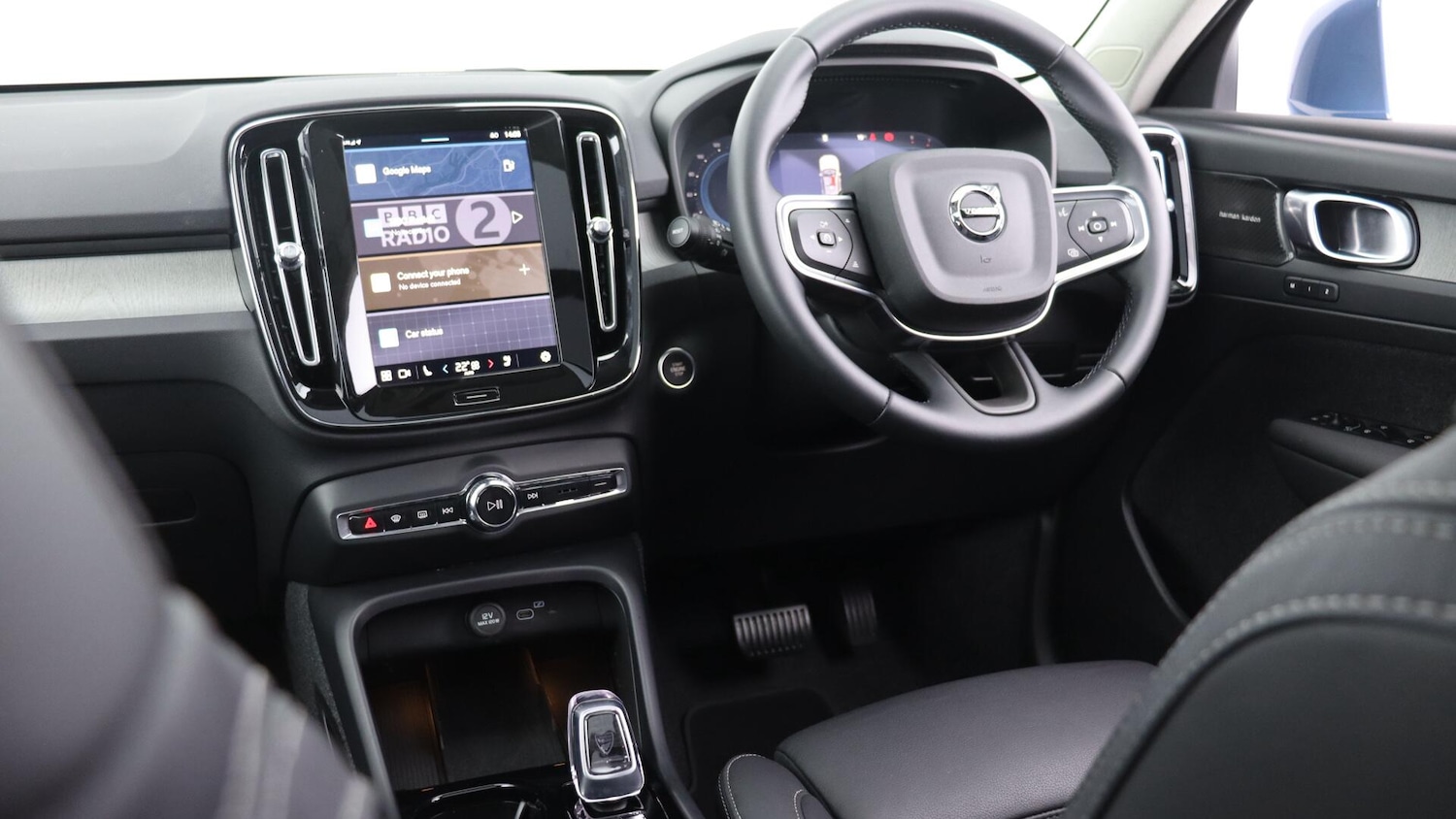 Used Volvo XC40 2025 for sale - 76122332: Photo 47