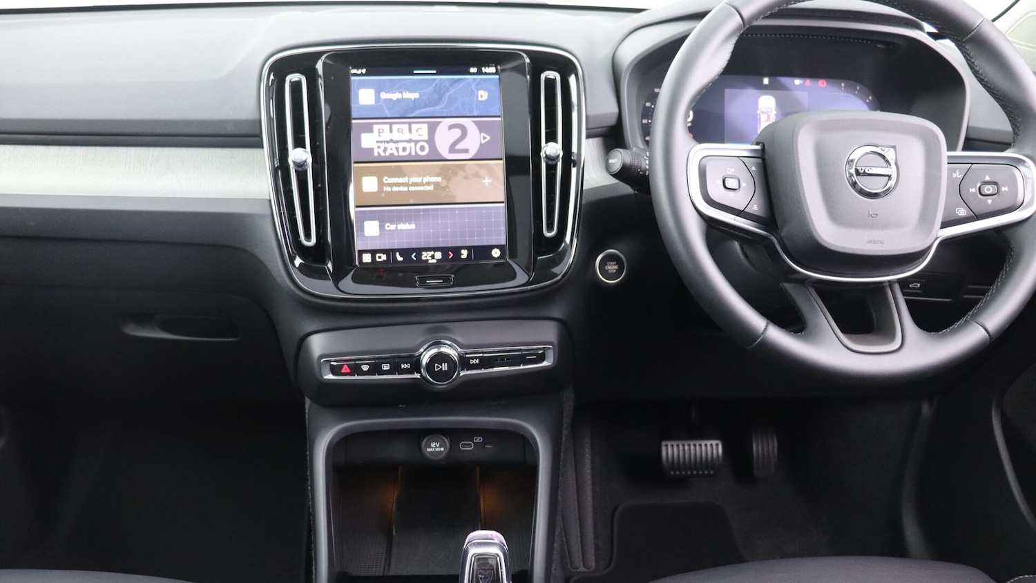 Used Volvo XC40 2025 for sale - 76122332: Photo 5