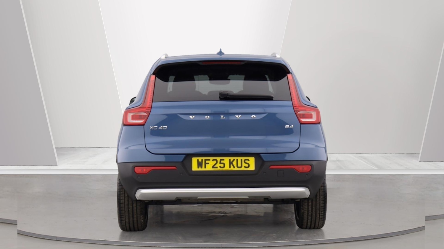 Used Volvo XC40 2025 for sale - 76122332: Photo 7