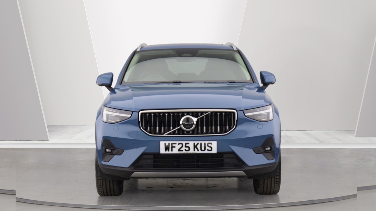 Used Volvo XC40 2025 for sale - 76122332: Photo 8