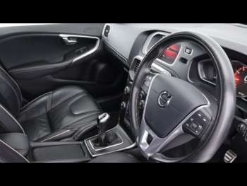 Used Volvo V40 2019 for sale - 75224749: Photo