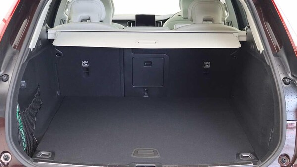 Used Volvo XC60 2025 for sale - 76283302: Photo 16