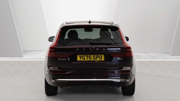 Used Volvo XC60 2025 for sale - 76283302: Photo 9