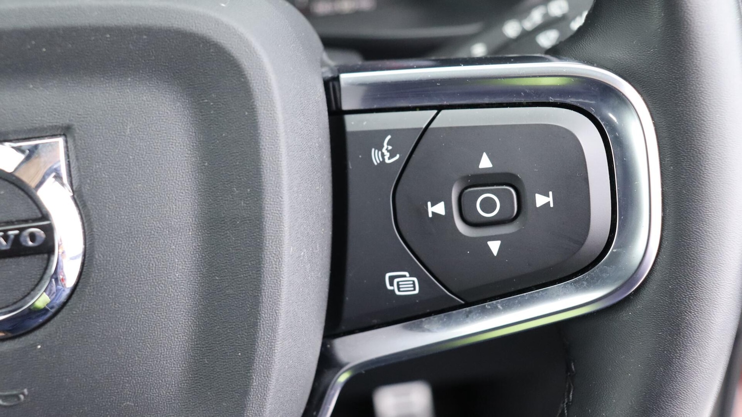 Used Volvo XC40 2021 for sale - 76031844: Photo 22