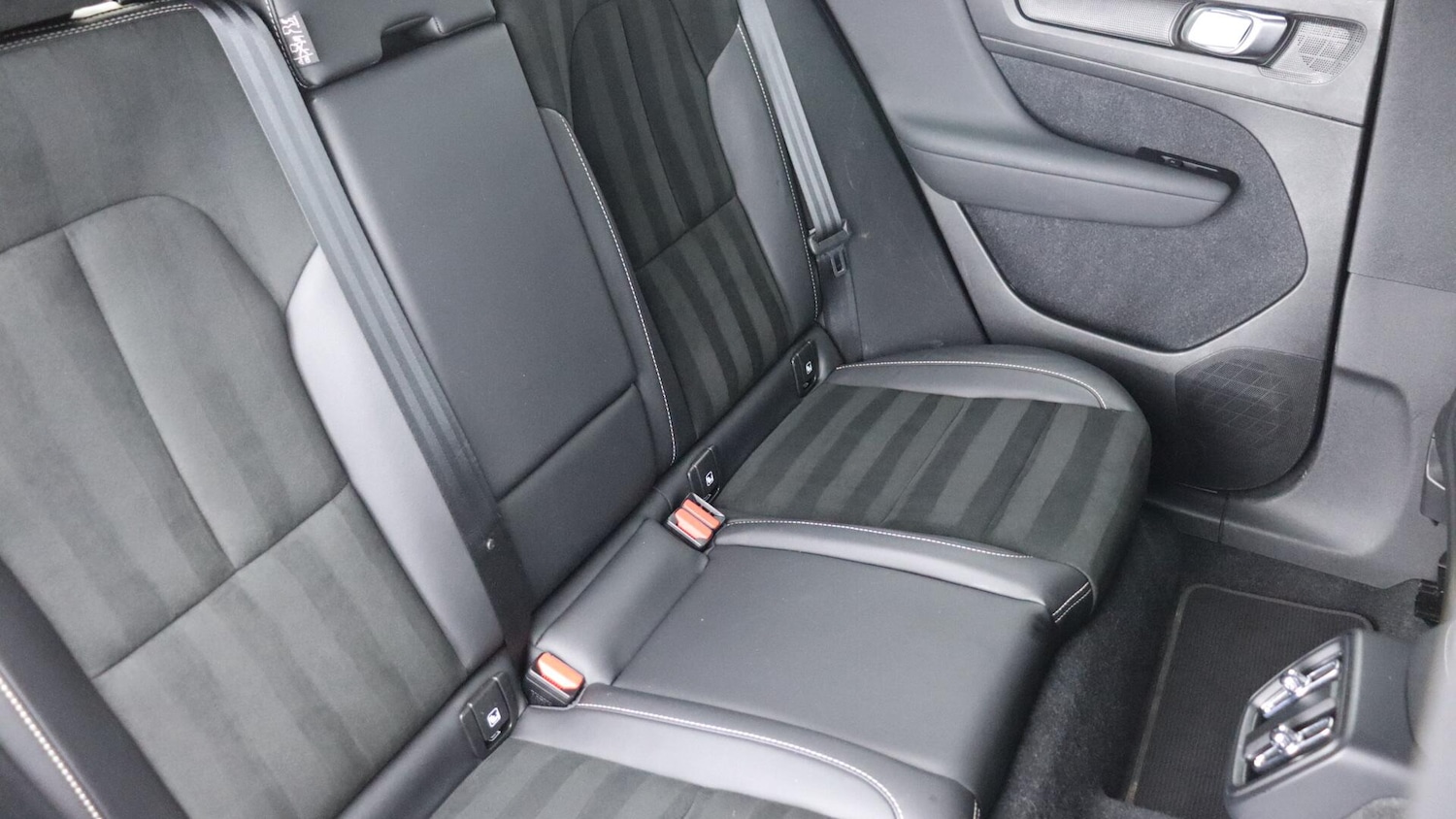 Used Volvo XC40 2021 for sale - 76031844: Photo 6