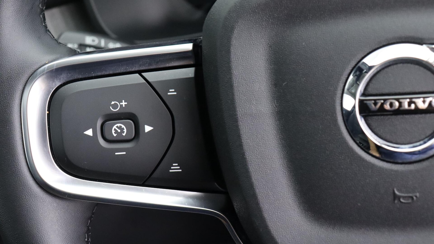 Used Volvo XC40 2025 for sale - 75979029: Photo 21