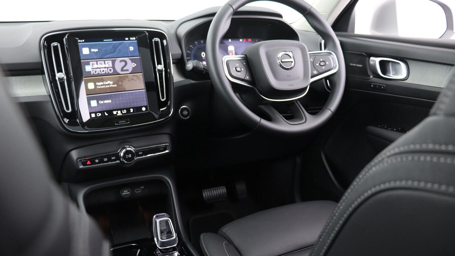 Used Volvo XC40 2025 for sale - 75979029: Photo 42