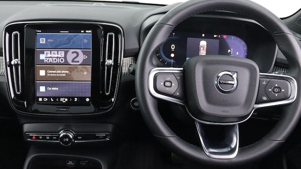 Used Volvo XC40 2025 for sale - 75350950: Photo 11