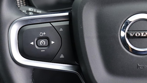 Used Volvo XC40 2025 for sale - 75350950: Photo 23