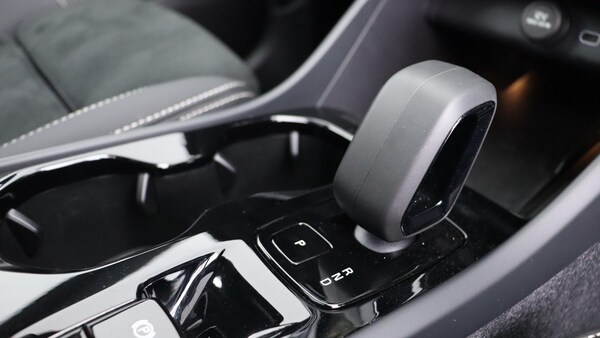 Used Volvo XC40 2025 for sale - 75350950: Photo 28