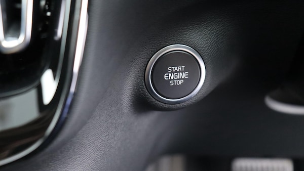 Used Volvo XC40 2025 for sale - 75350950: Photo 30