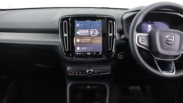 Used Volvo XC40 2025 for sale - 75350950: Photo 5