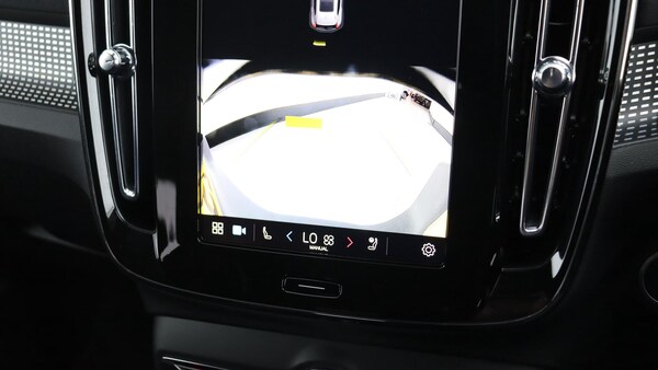 Used Volvo XC40 2025 for sale - 75769733: Photo 19