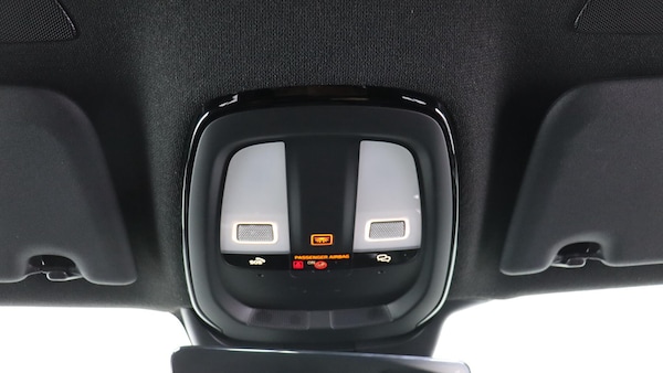Used Volvo XC40 2025 for sale - 75769733: Photo 28