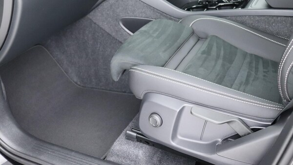 Used Volvo XC40 2025 for sale - 75769733: Photo 30