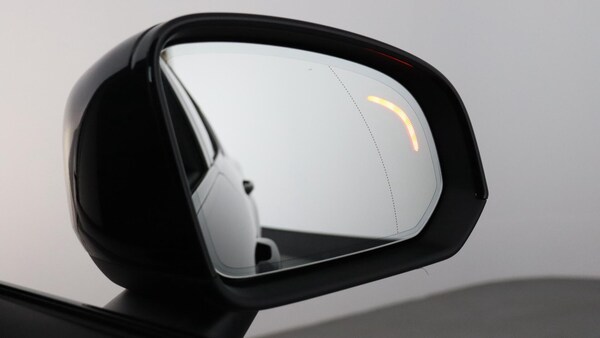 Used Volvo XC40 2025 for sale - 75769733: Photo 32