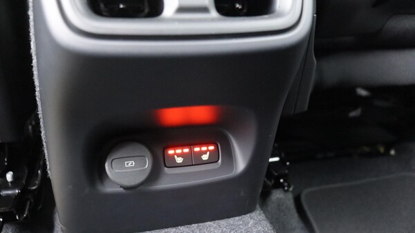 Used Volvo XC40 2025 for sale - 75769733: Photo 40