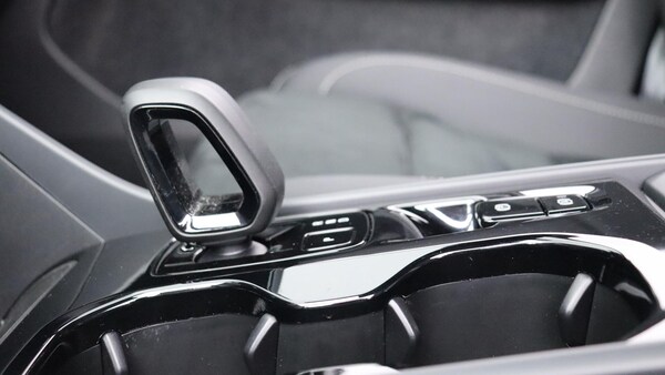 Used Volvo XC40 2025 for sale - 75769733: Photo 49