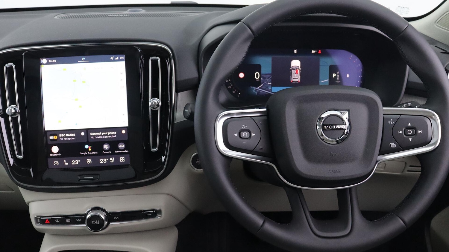 Used Volvo XC40 2025 for sale - 76083833: Photo 10
