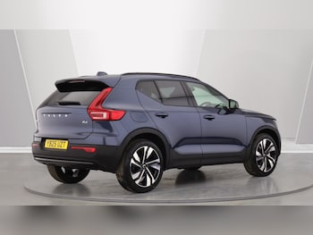 Used Volvo XC40 2025 for sale - 76083833: Photo 2