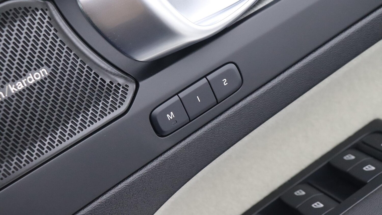 Used Volvo XC40 2025 for sale - 76083833: Photo 48