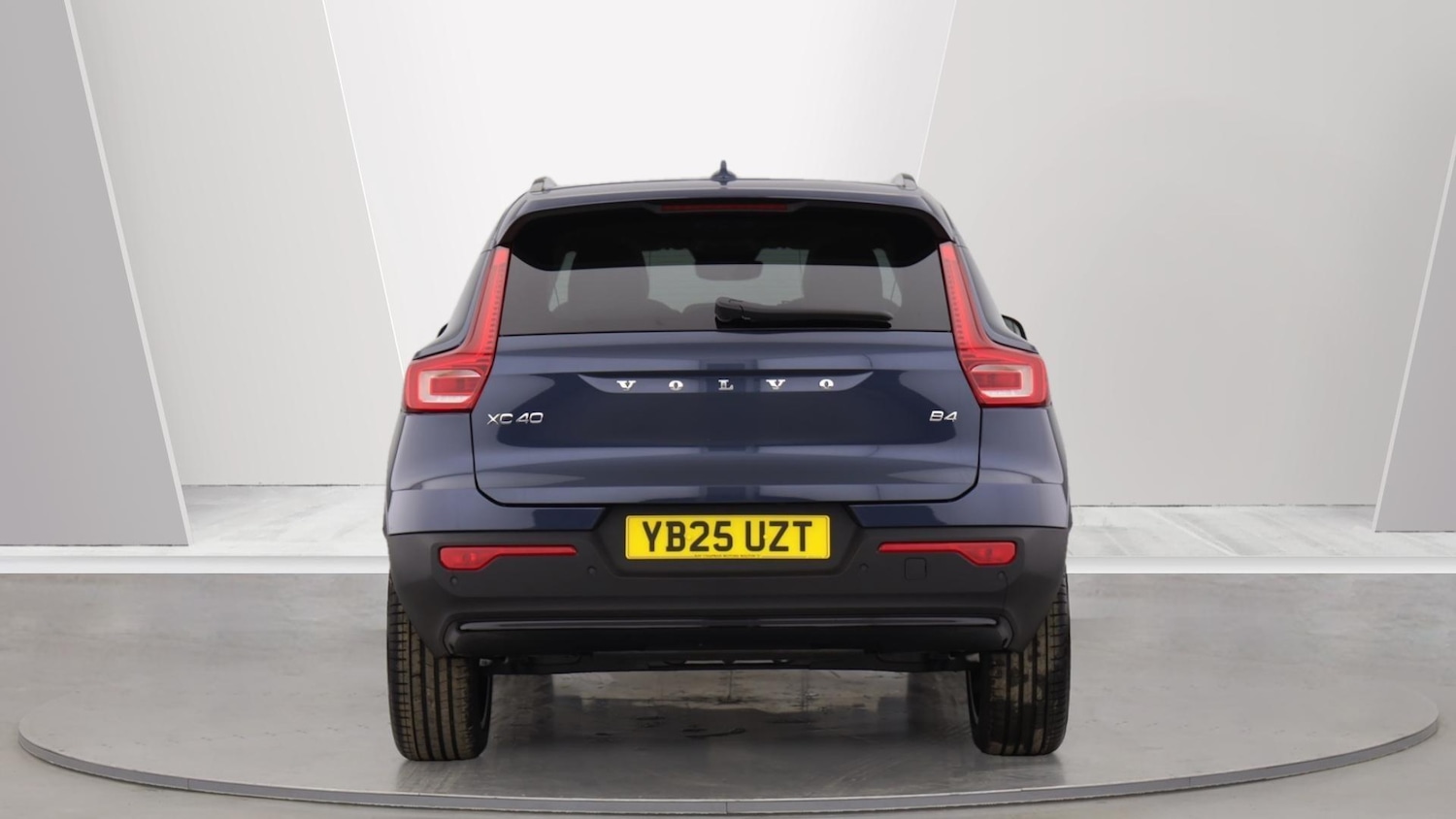 Used Volvo XC40 2025 for sale - 76083833: Photo 7