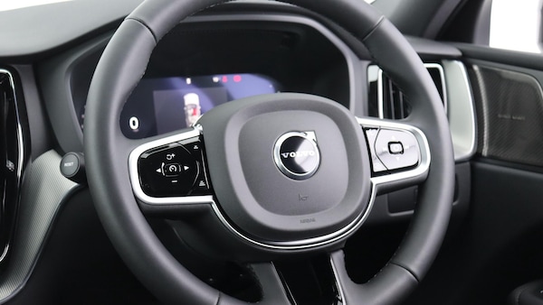 Used Volvo XC60 2025 for sale - 76314376: Photo 10