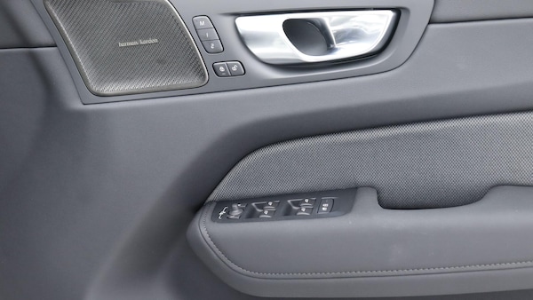 Used Volvo XC60 2025 for sale - 76314376: Photo 29
