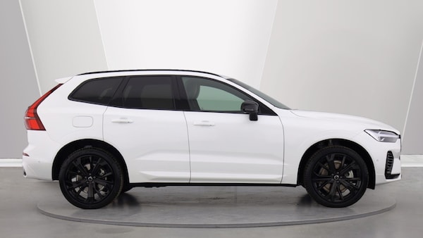 Used Volvo XC60 2025 for sale - 76314376: Photo 3