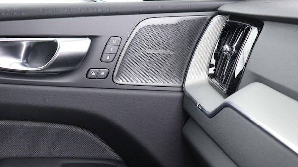 Used Volvo XC60 2025 for sale - 76314376: Photo 40
