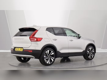 Used Volvo XC40 2025 for sale - 75949923: Photo
