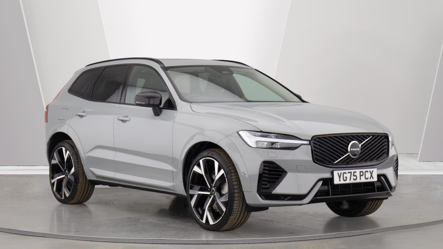 Used Volvo XC60 2025 for sale - 76337740: Photo 1