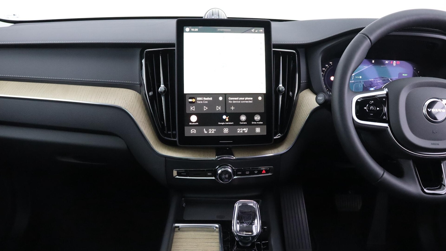 Used Volvo XC60 2025 for sale - 76337740: Photo 5