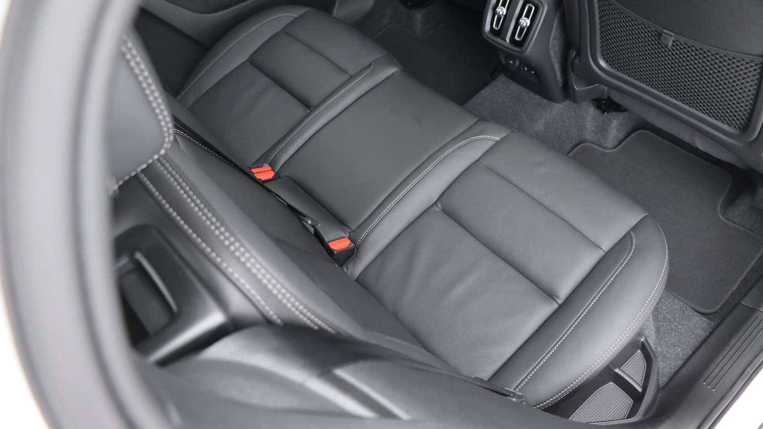 Used Volvo XC40 2025 for sale - 76109309: Photo 39