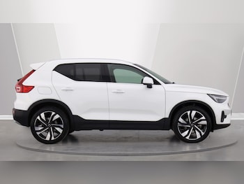 Used Volvo XC40 2025 for sale - 76109309: Photo 3