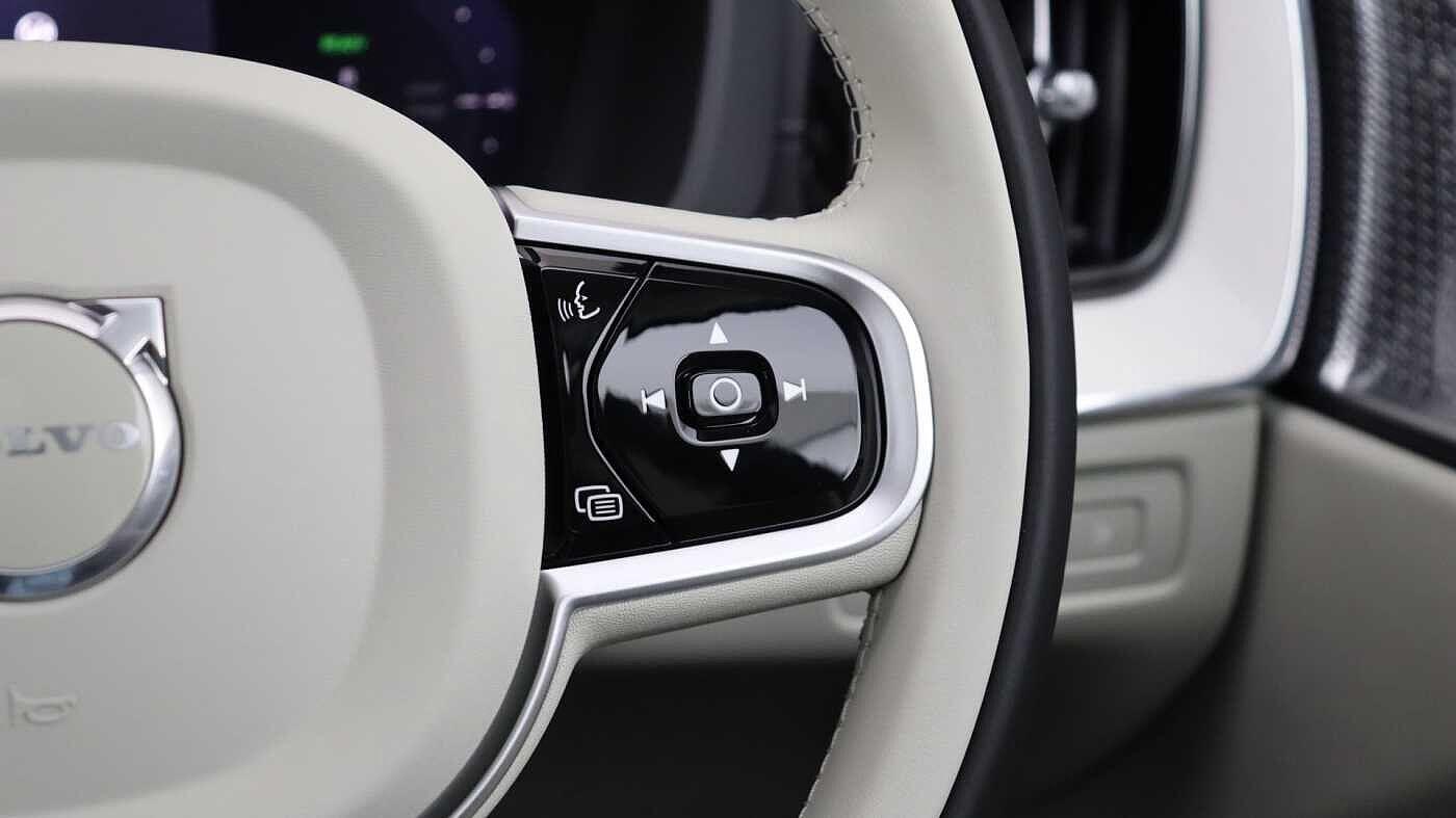 Used Volvo XC60 2025 for sale - 76349460: Photo 24