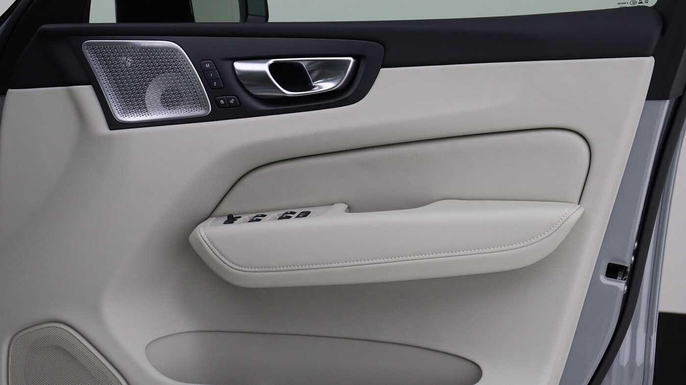 Used Volvo XC60 2025 for sale - 76349460: Photo 31