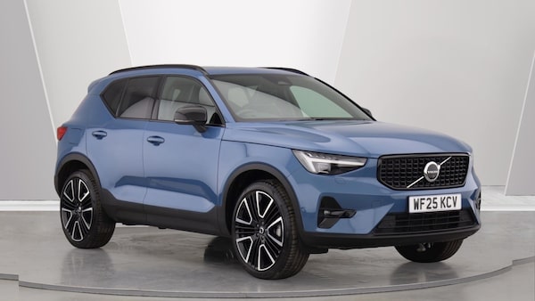 Used Volvo XC40 2025 for sale - 76213847: Photo 1