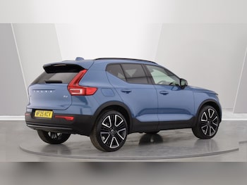 Used Volvo XC40 2025 for sale - 76213847: Photo