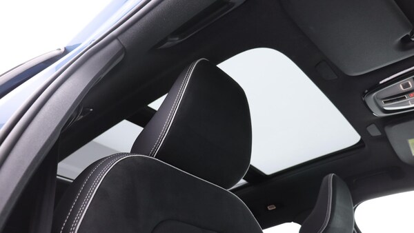 Used Volvo XC40 2025 for sale - 76213847: Photo 31